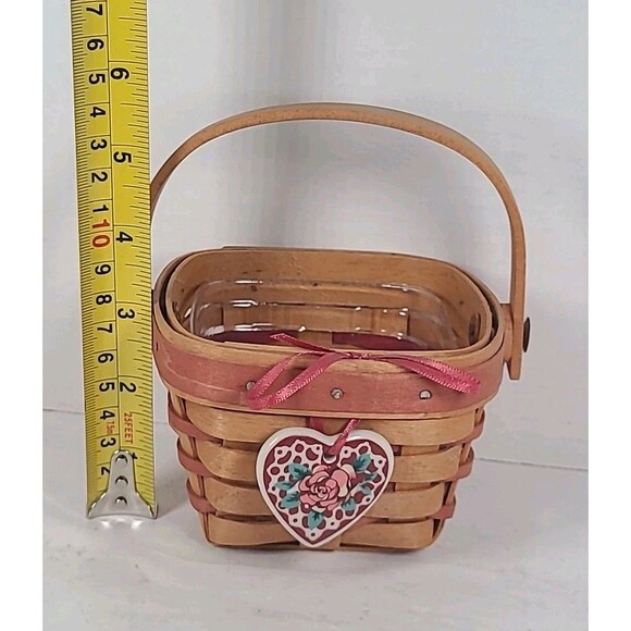 Vintage Longaberger 1995 Small Berry Basket Heart Sentiments Tie On - Picture 7 of 7
